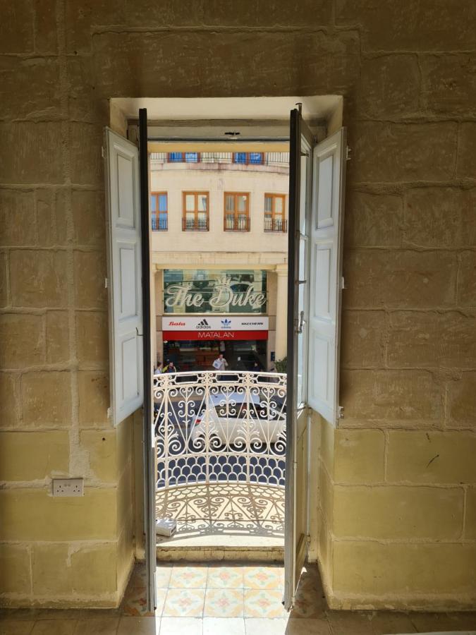 فندق District فيكتوريا المظهر الخارجي الصورة